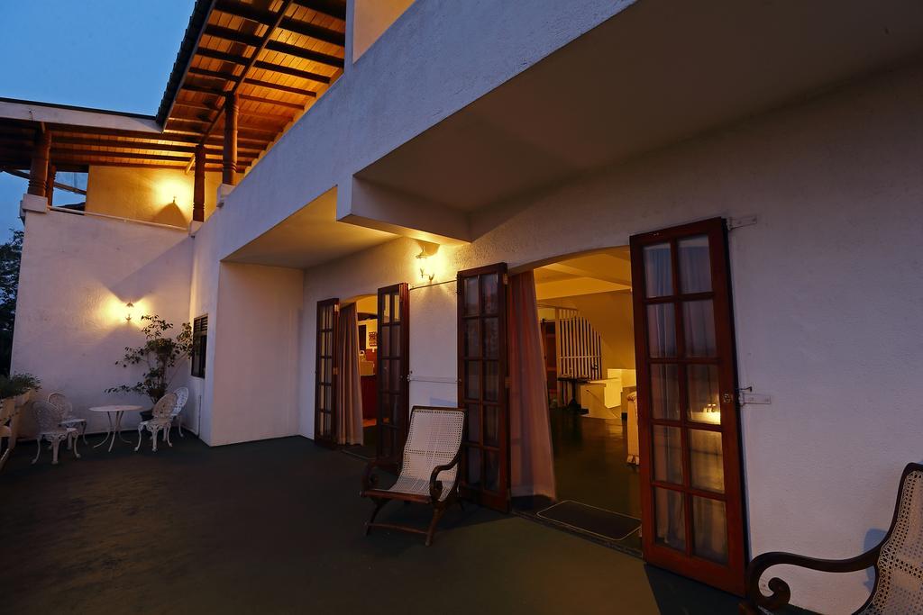 Banda Casa, Kandy Exteriör bild