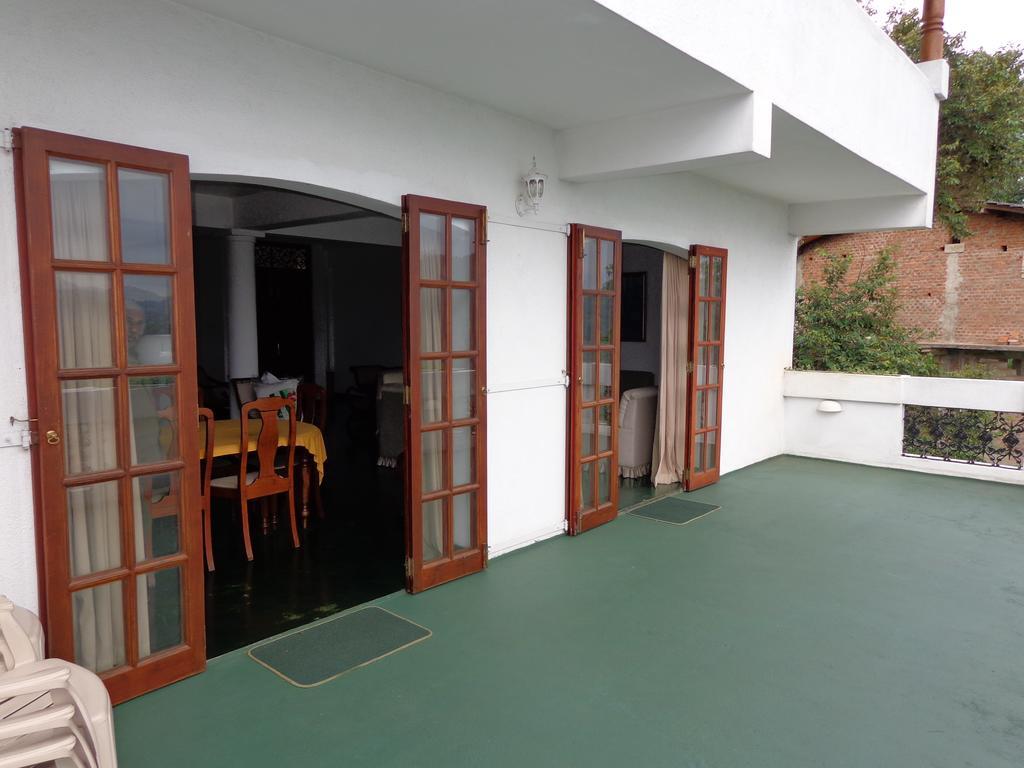 Banda Casa, Kandy Exteriör bild