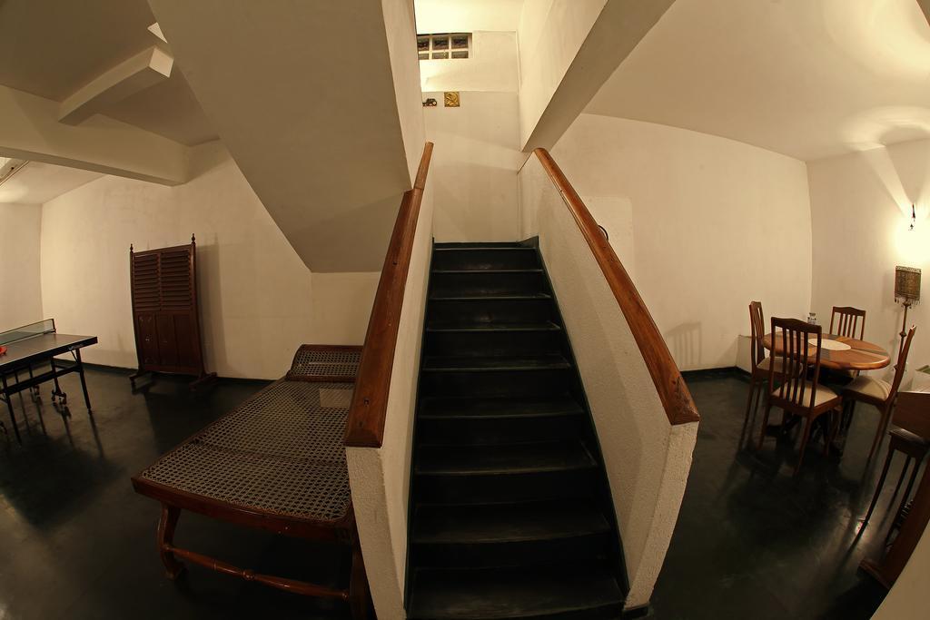 Banda Casa, Kandy Exteriör bild