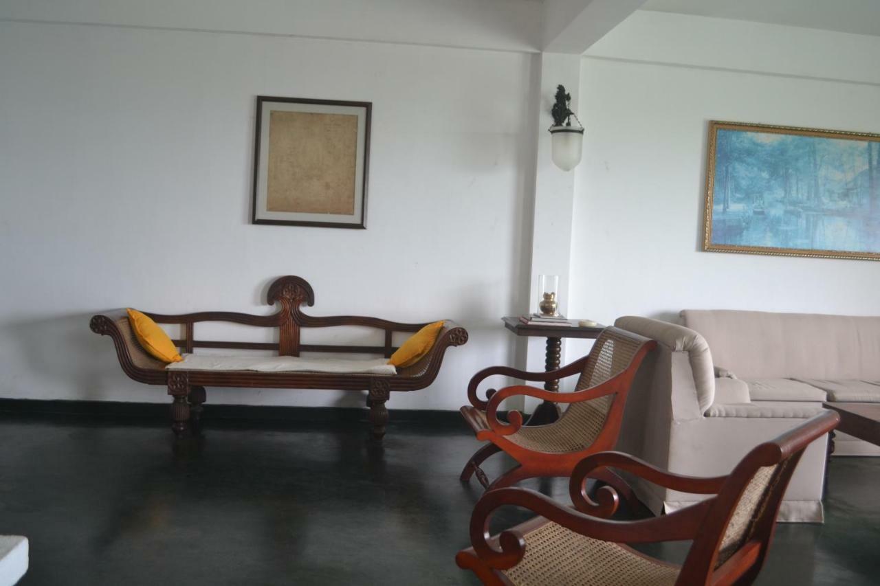 Banda Casa, Kandy Exteriör bild